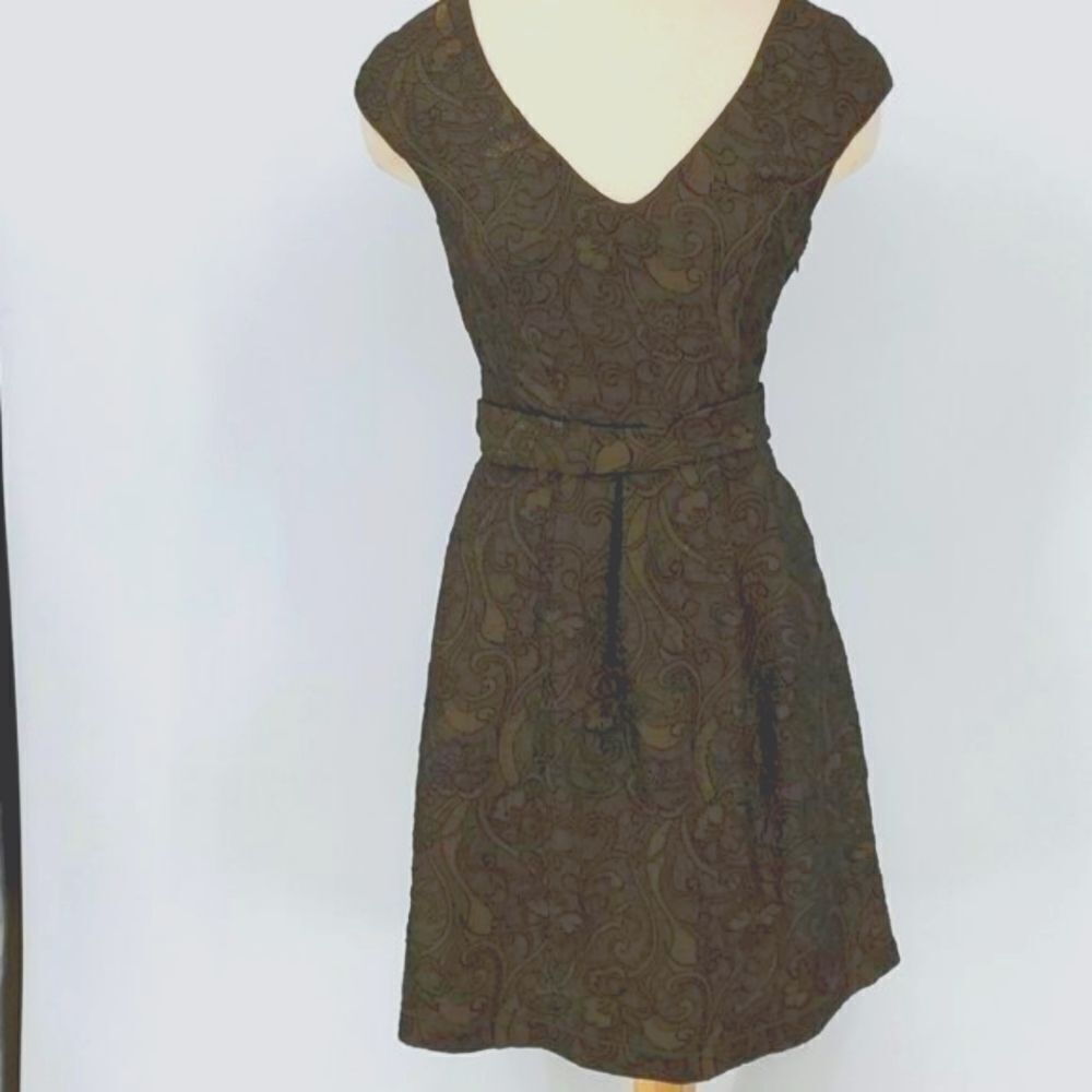M.L.L.P. dress, XS. VTG Brocade olive green. GREAT FOR THE OFFICE.